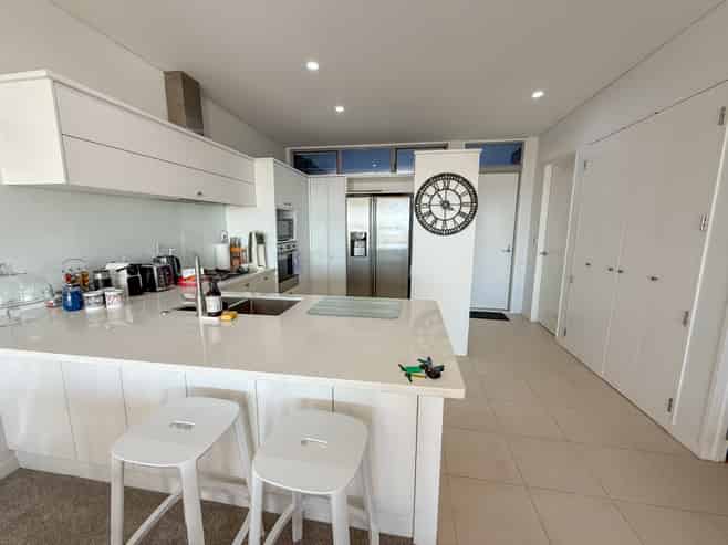 2D/11 Augustus Terrace, Parnell