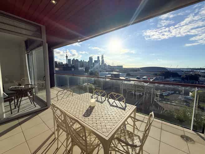 2D/11 Augustus Terrace, Parnell