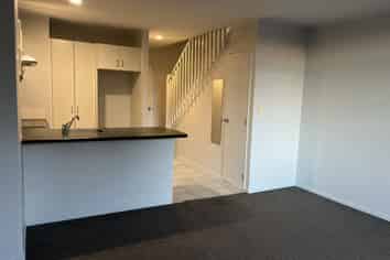 D9/20 Ian Marwick Place, Birkenhead