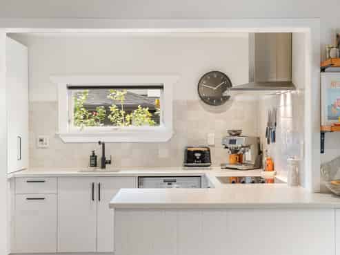 2/3 Haig Avenue, Three Kings