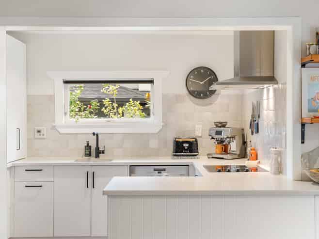 2/3 Haig Avenue, Three Kings