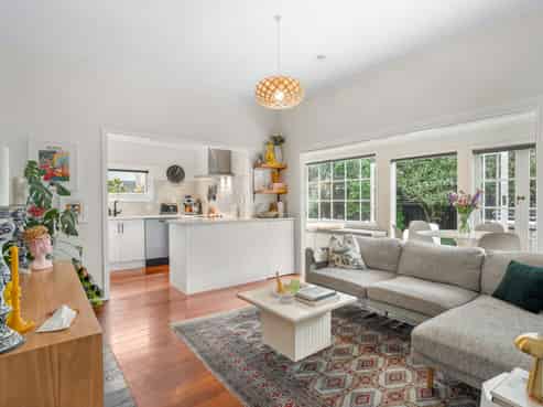 2/3 Haig Avenue, Three Kings