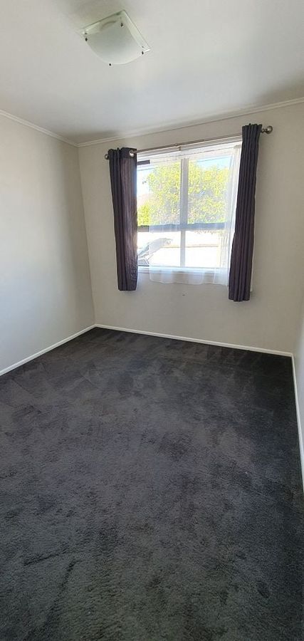 Charming 4BR Family Home in Mangere East - Mehr