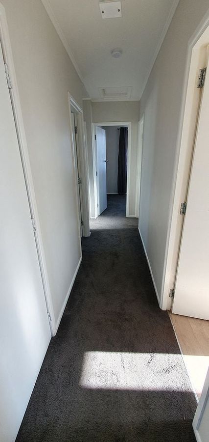 Charming 4BR Family Home in Mangere East - Ansicht 3