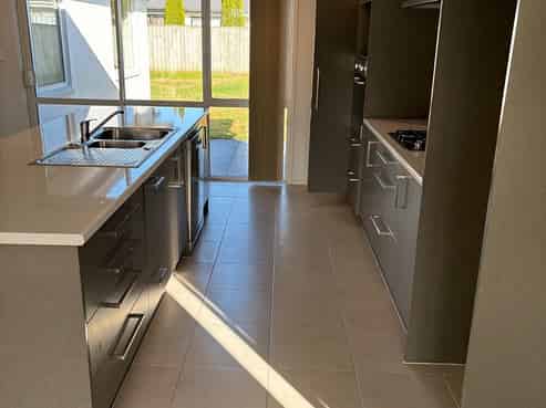 70 Arion Road, Takanini