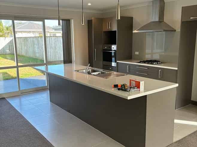 70 Arion Road, Takanini