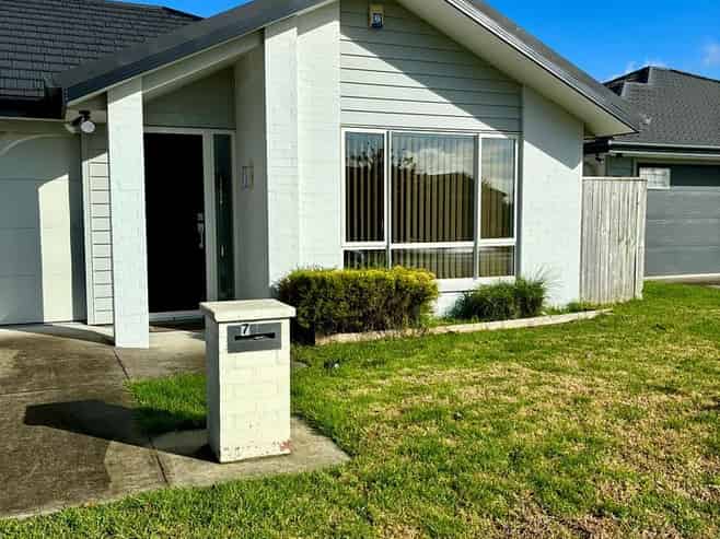 70 Arion Road, Takanini