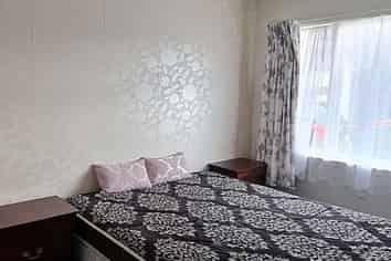3/100 Springfield Road, Saint Albans
