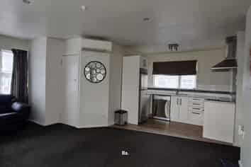 3/100 Springfield Road, Saint Albans