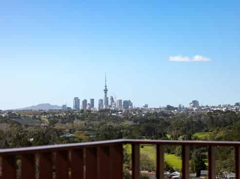 403/2B Te Ara Taurapa, Point Chevalier