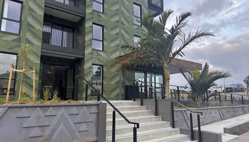 403/2B Te Ara Taurapa, Point Chevalier