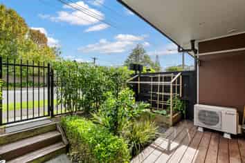 40D Titirangi Road, New Lynn