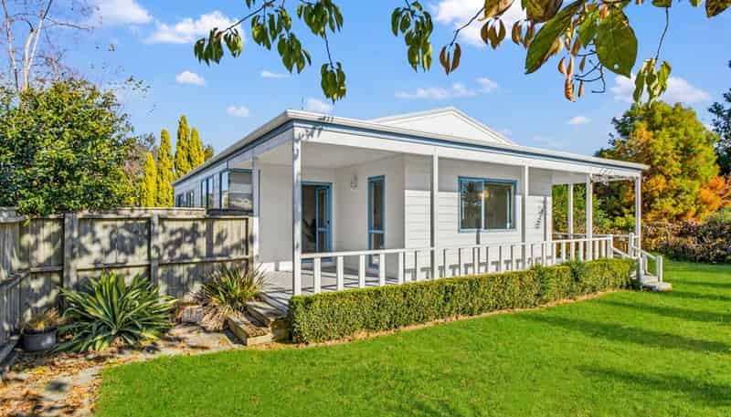 69C Robinson Avenue, Holdens Bay