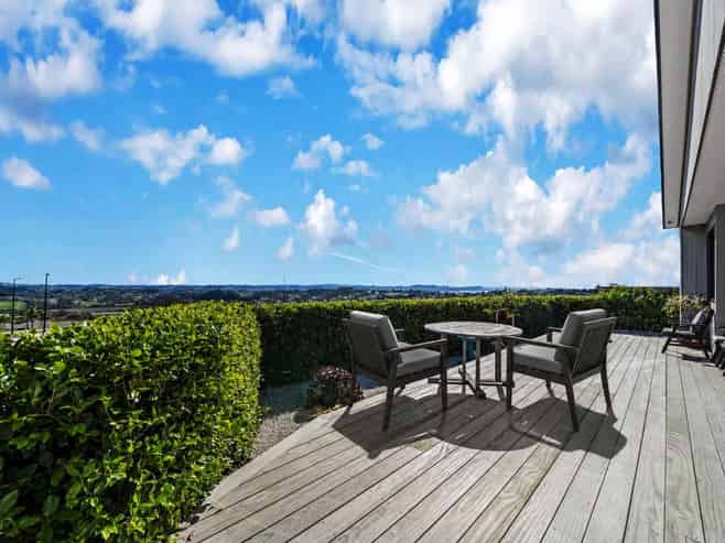 27 Anehana Place, Stanmore Bay
