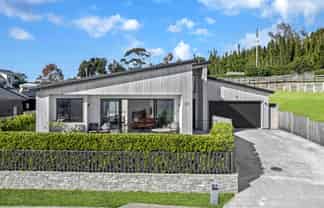 27 Anehana Place, Stanmore Bay