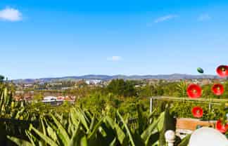 2/41 Manchester Way, Judea