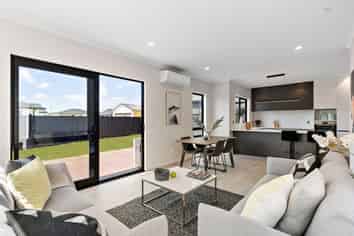  13 Arahi Road, Clevedon