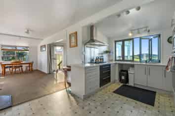 292 Bradley's Landing East Rd, Arapohue