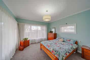 Hawkes Bay - Address withheld