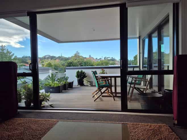 303/2A Raurenga Avenue, Royal Oak