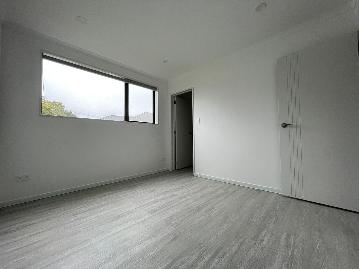 Brand new home with a big lounge and kitchen - Ansicht 6