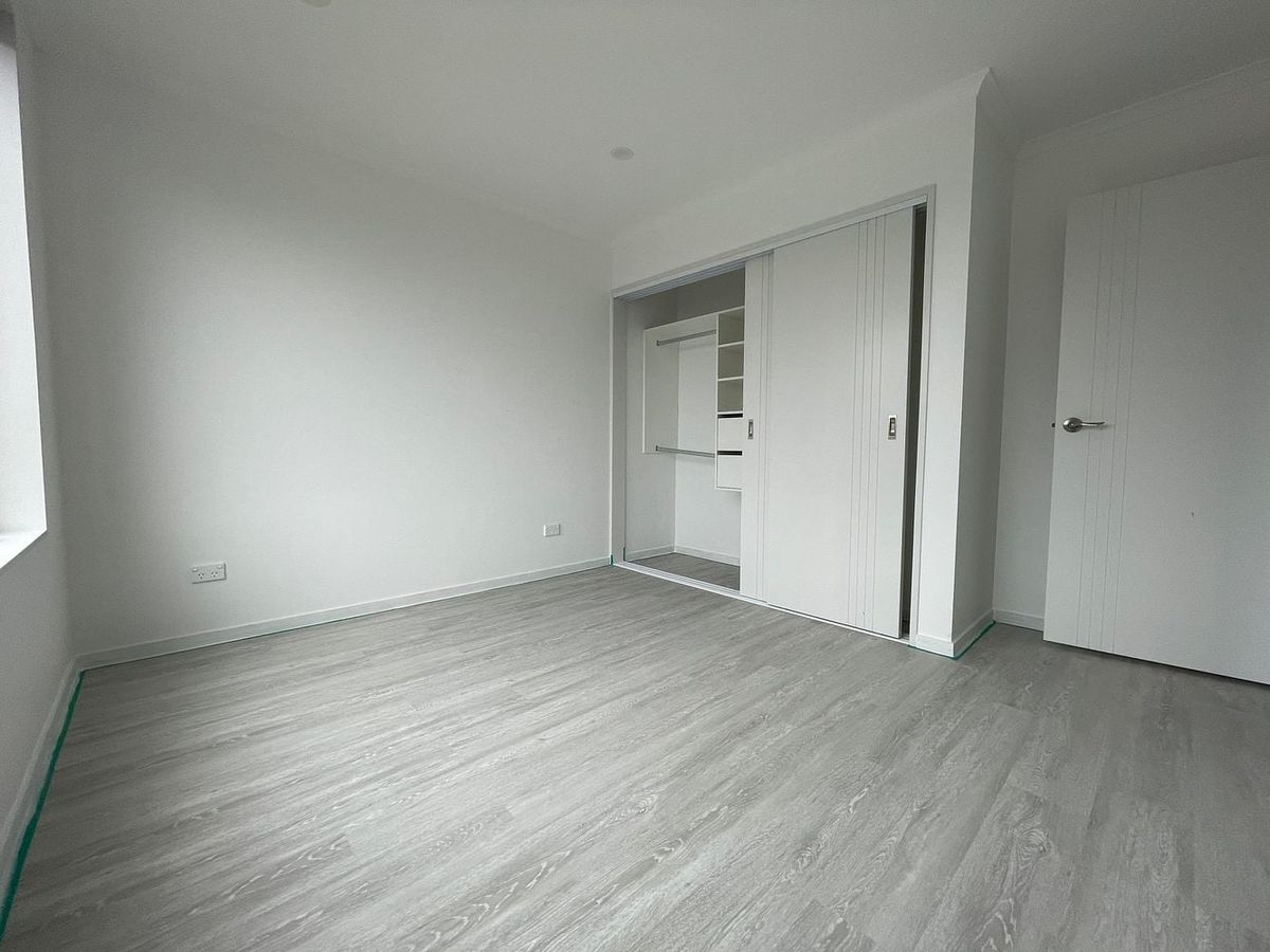 Brand new home with a big lounge and kitchen - Ansicht 5