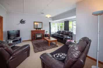 10 Kipling Street, Johnsonville