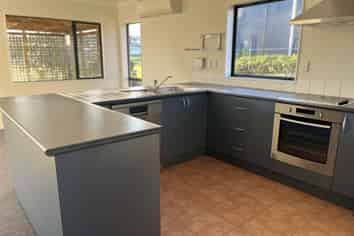 482 b East Coast Road, Mairangi Bay
