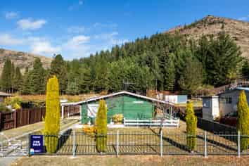 34 Black Peak Road, Omarama