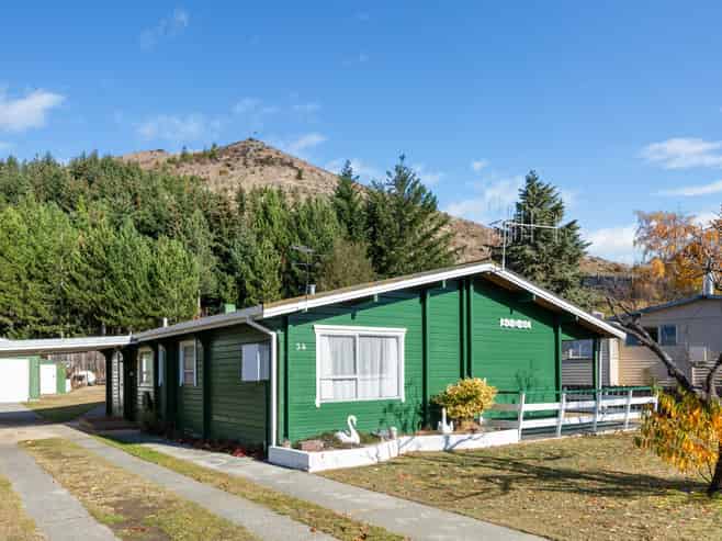 34 Black Peak Road, Omarama