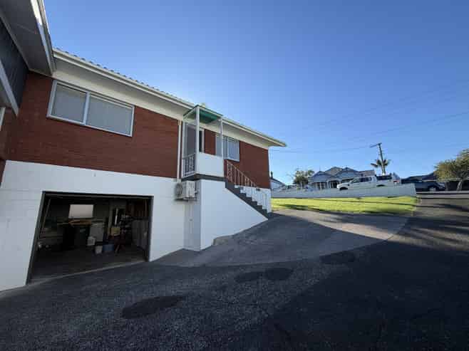 1/68 Quadrant Street , Onehunga