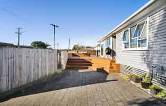 12 Karaka Street, Merrilands