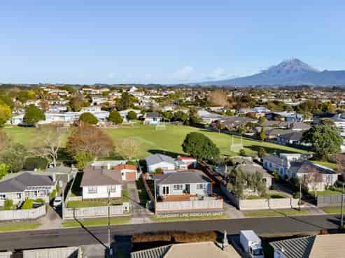 12 Karaka Street, Merrilands