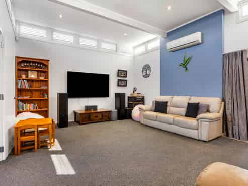 41 Manse Road, Pahurehure