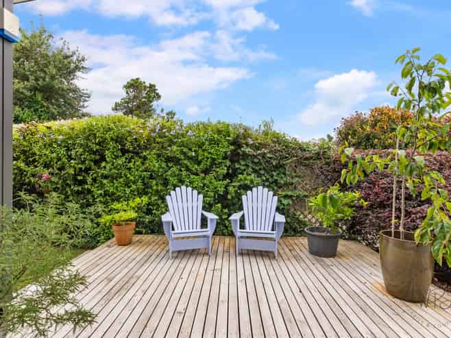 24 Park Estate Road, Rosehill