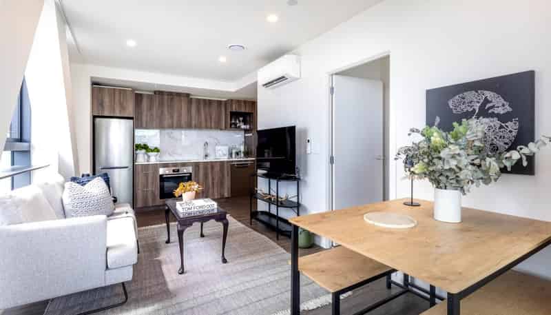 705/2b Augustus Terrace, Parnell