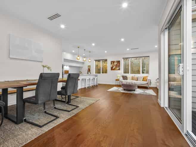 7 Highway View Lane, Albany