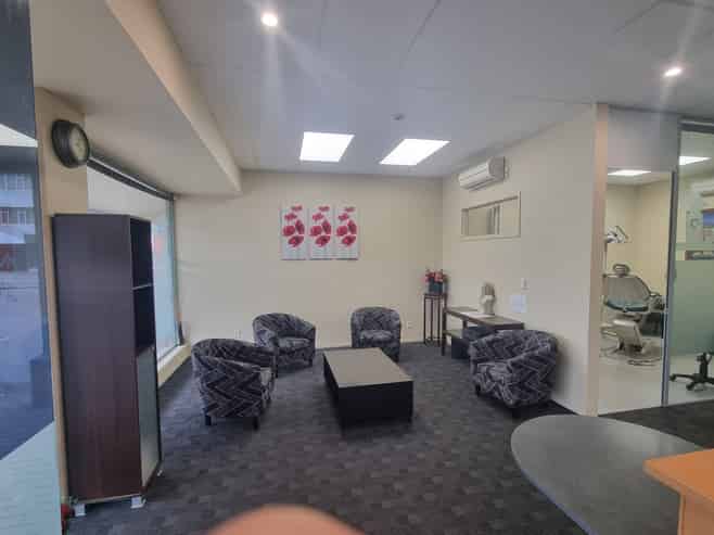 Professional Premises - Great Location
