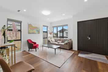 5  Teoteo Place, Flat Bush