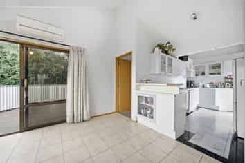 7 Widmore Drive, Massey