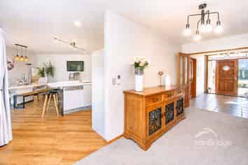 7 Evergreen Place, Parklands