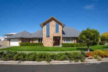 7 Evergreen Place, Parklands