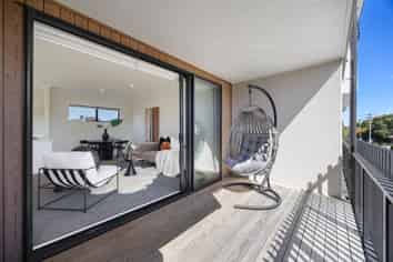 Auckland - Address withheld