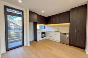 13b Molley Green Place, Mount Roskill