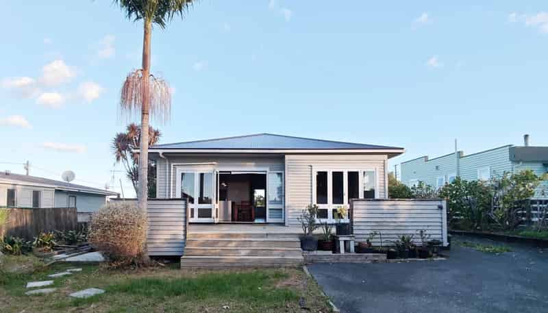 24 Akehurst Avenue, New Lynn