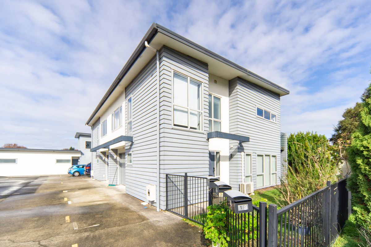 Neat and Tidy Executive Townhouse - Widok 2