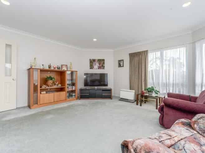 8 Admiral Crescent, Flagstaff
