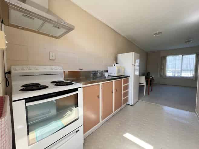 2/87 Clyde Street, Hamilton East