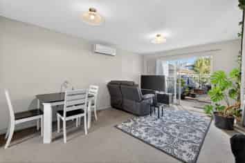 5/15 Buffon Street, Waltham