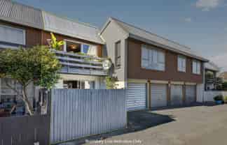 5/15 Buffon Street, Waltham
